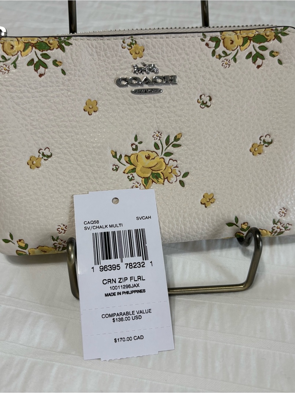 Coach SV Chalk Multi Pebble Leather Wristlet